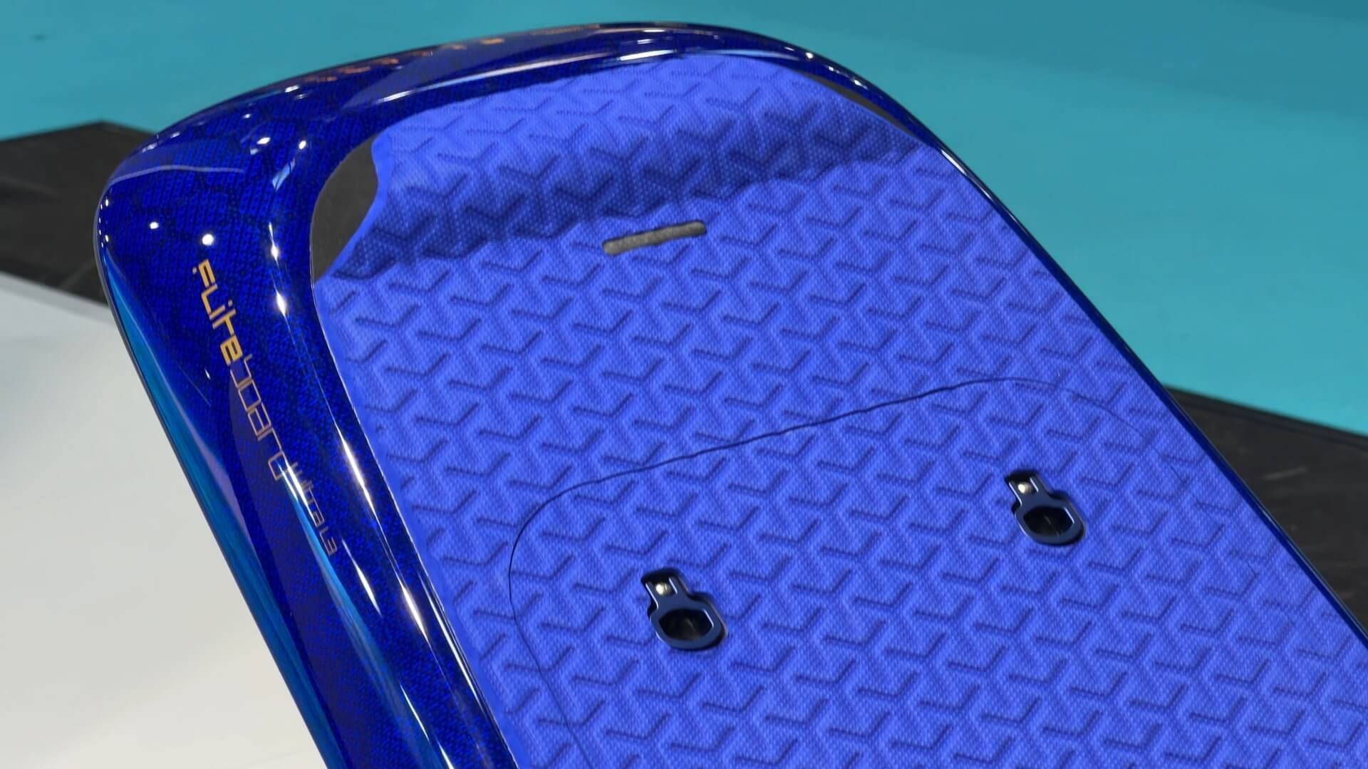 Fliteboard PRO L3 Series 6 at boot 2026